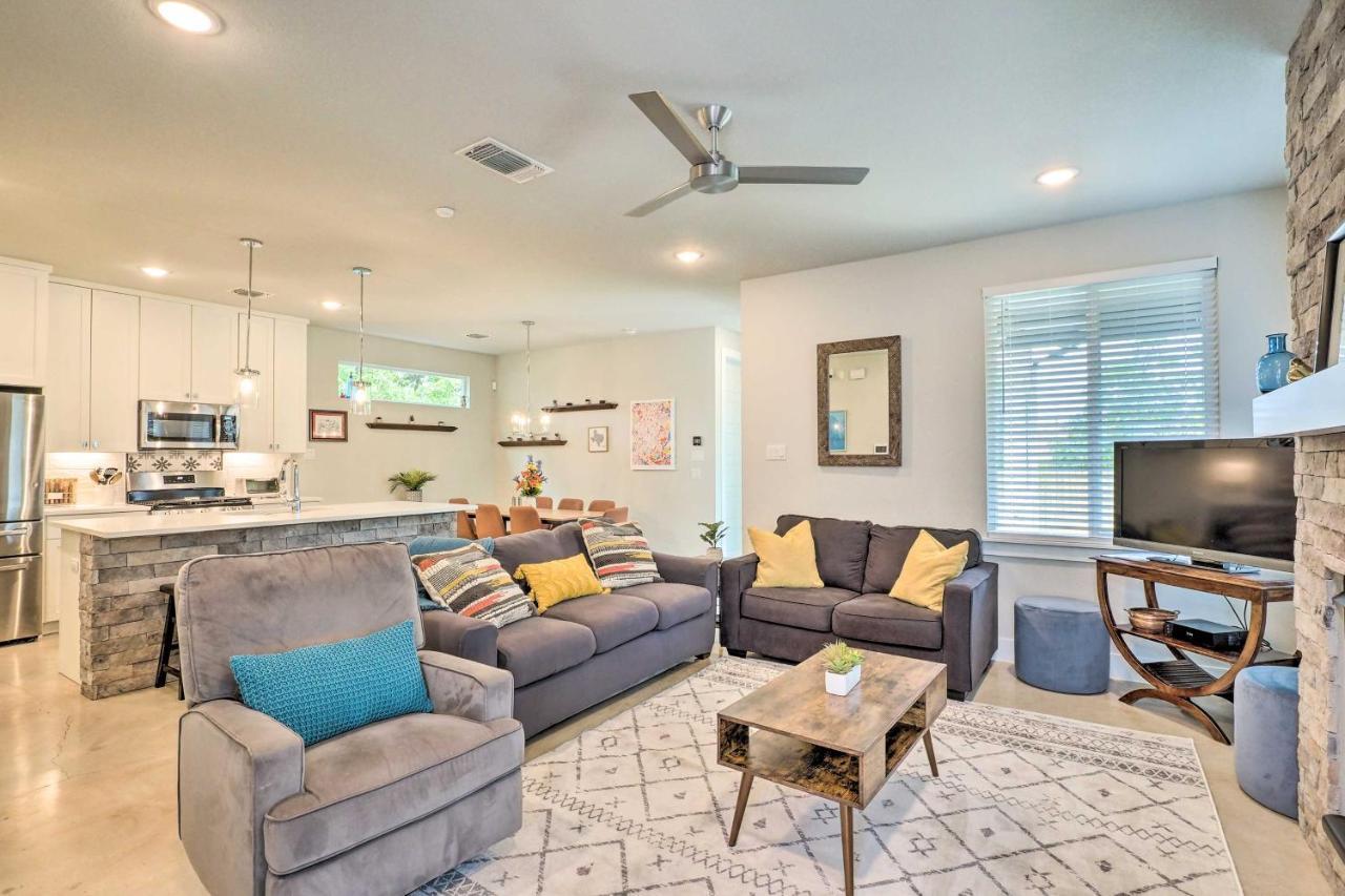 Gorgeous Georgetown Home, Walk To The Square! Екстериор снимка