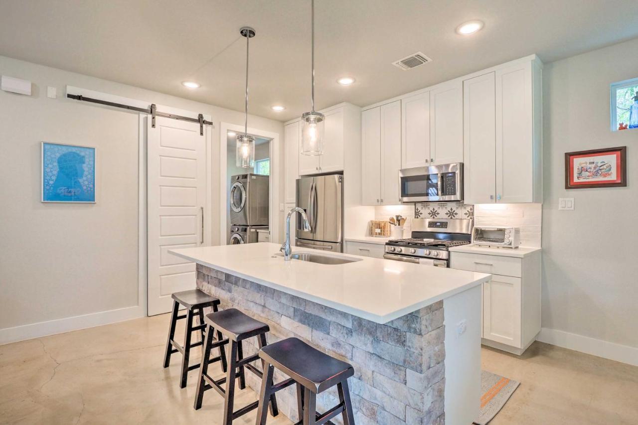 Gorgeous Georgetown Home, Walk To The Square! Екстериор снимка