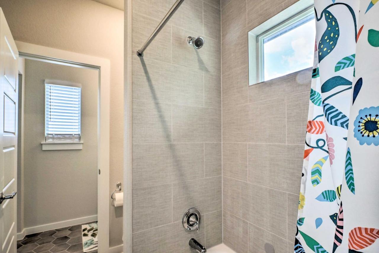 Gorgeous Georgetown Home, Walk To The Square! Екстериор снимка